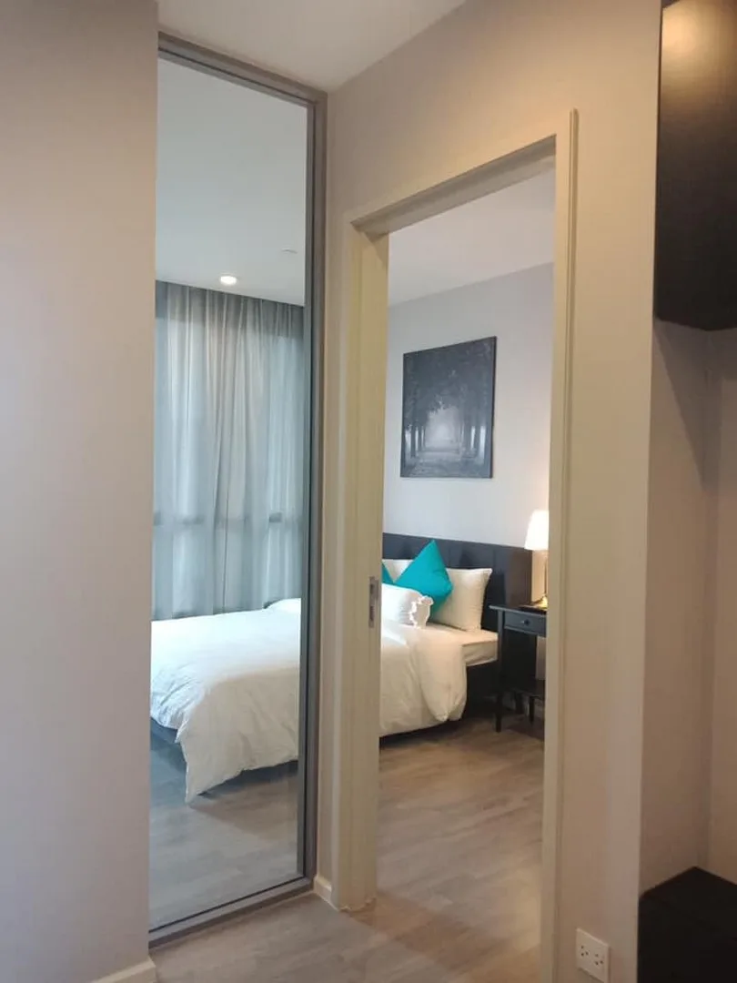 Property photos for The Room Sathorn - St.Louis
