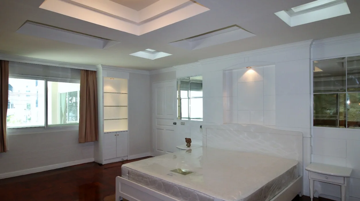 Property photos for Mitr Mansion