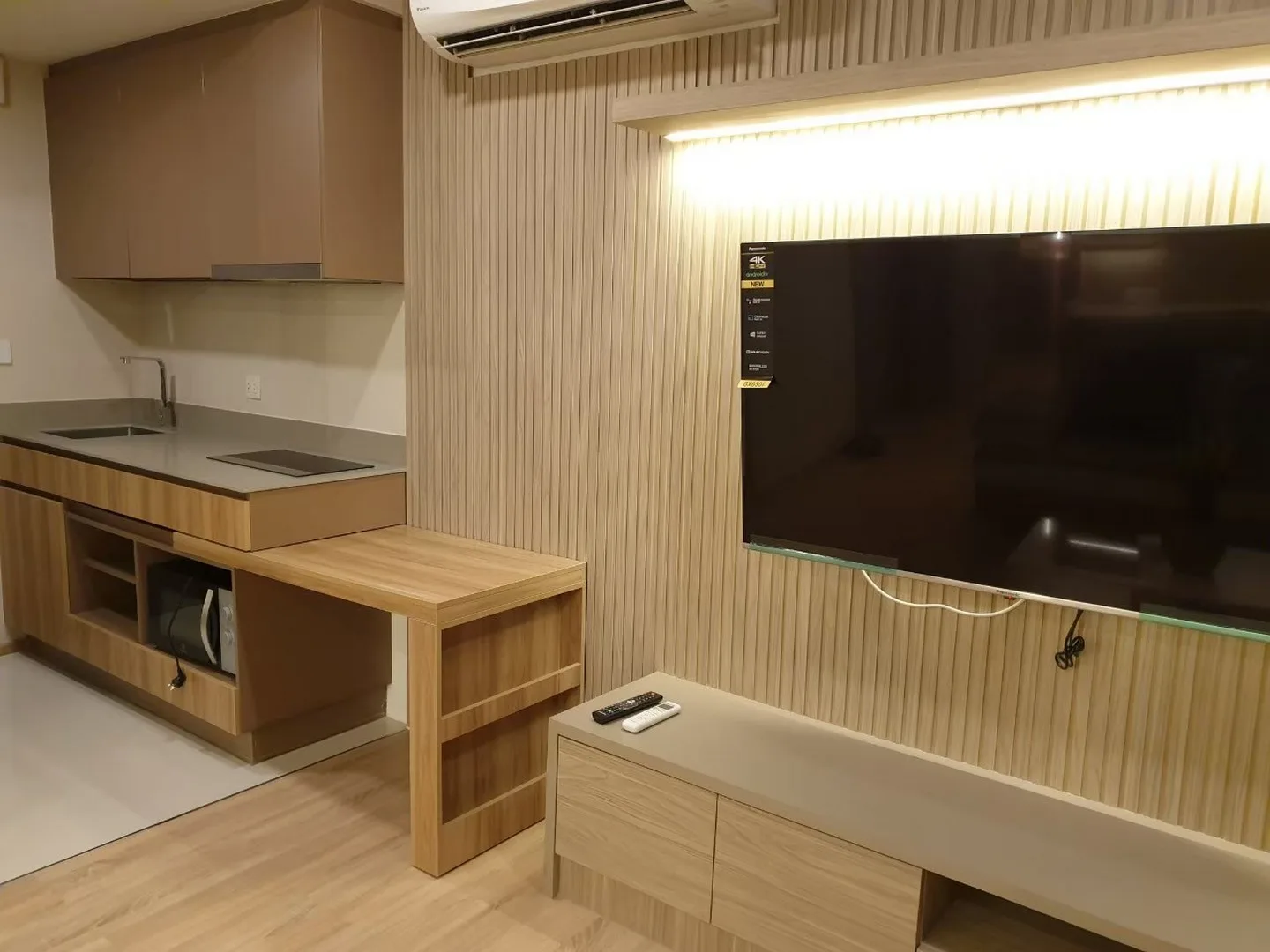 Property photos for Taka Haus Ekamai 12