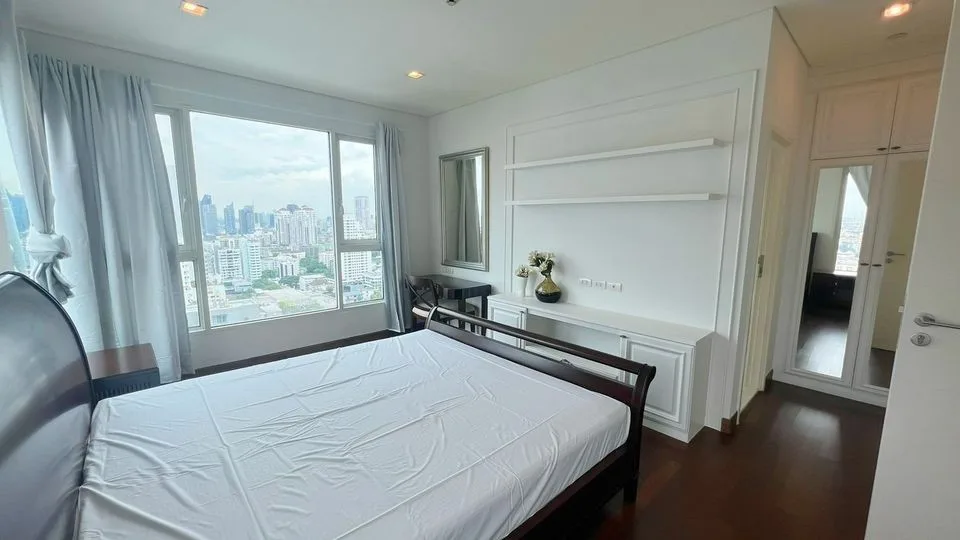 Property photos for Ivy Thonglor