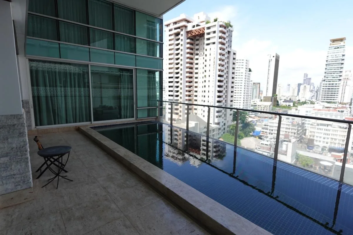 Property photos for Le Raffine Jambunuda Sukhumvit 31