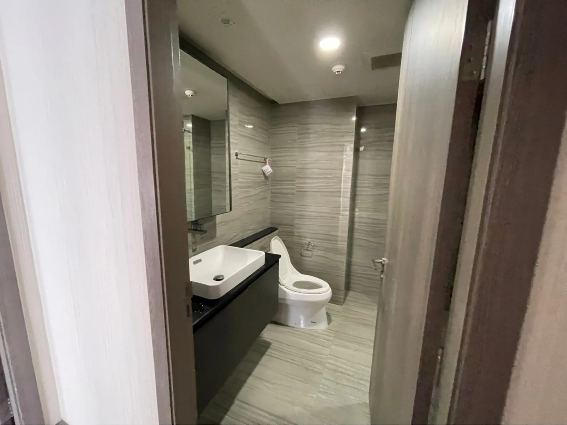 Property photos for Klass Sarasin - Rajdamri