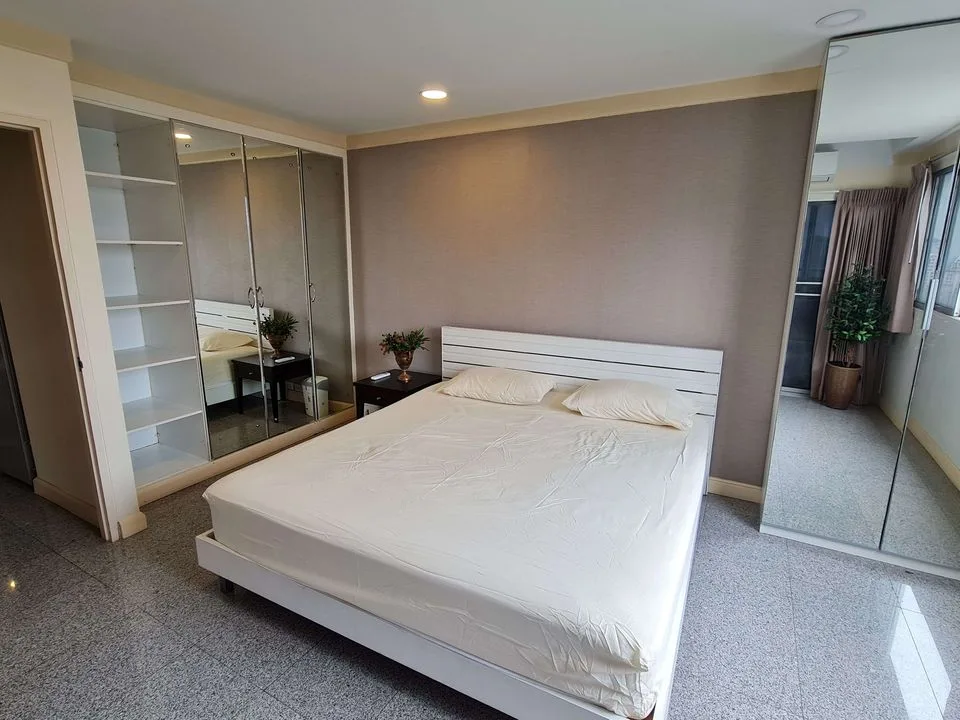 Property photos for The Waterford Diamond