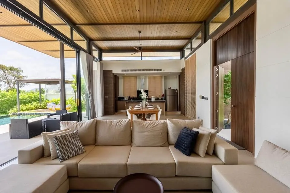 Property photos for Boat Avenue Residence By Boat Pattana