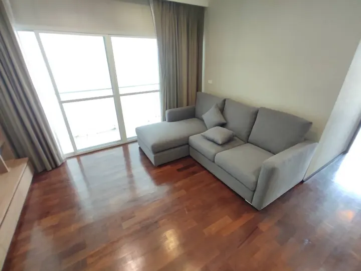 Property photos for Noble Ora