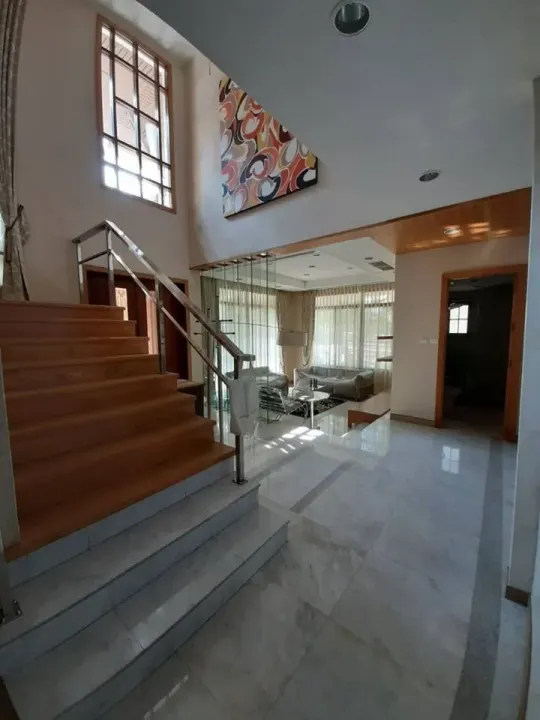 Property photos for Moobaan Narasiri Pattanakarn-srinakarindra