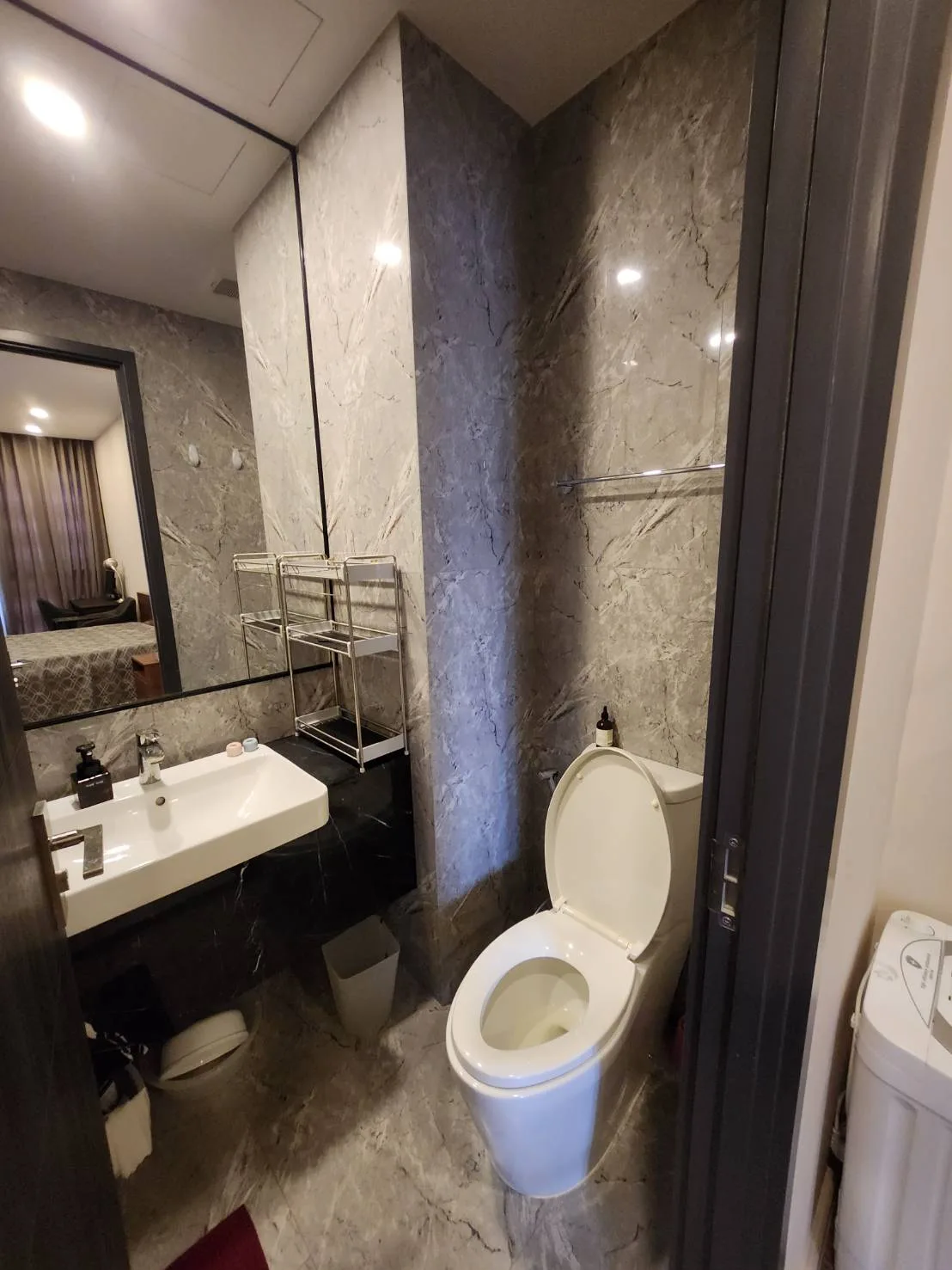 Property photos for Ashton Asoke