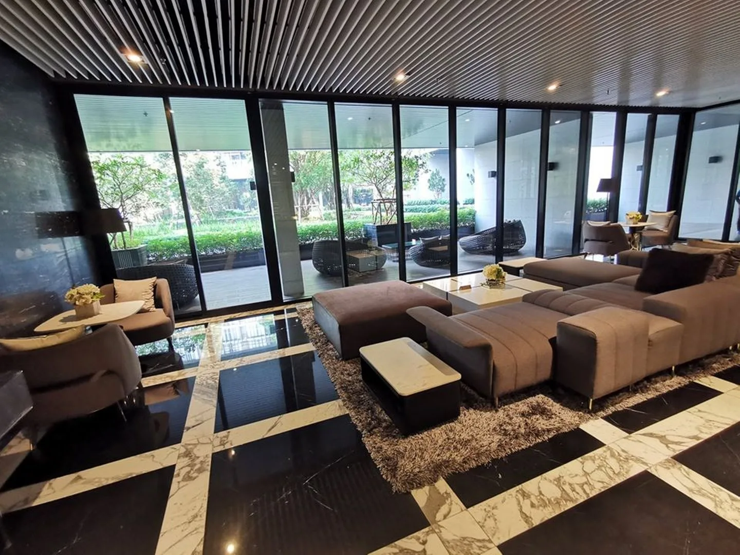 Property photos for Park Origin Phromphong