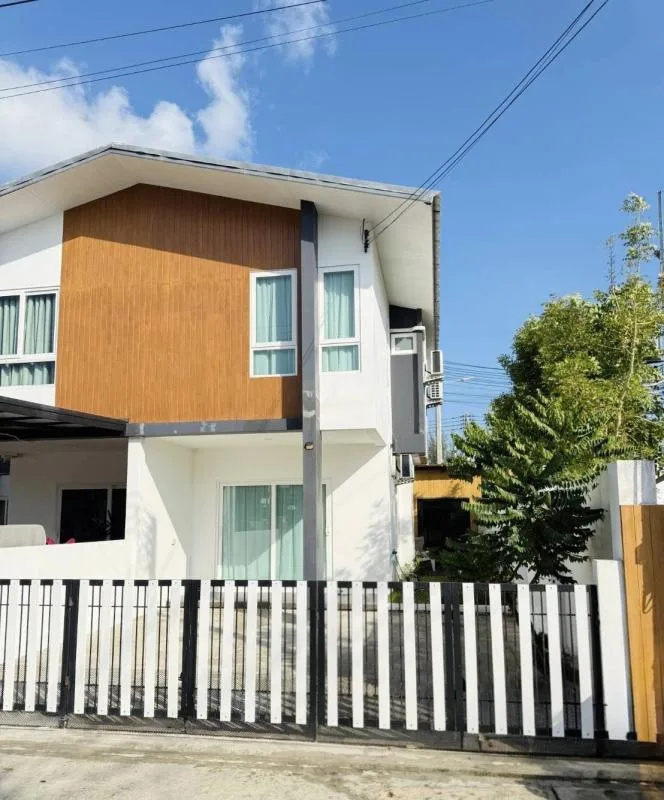 Property photos for Smile Ville X2