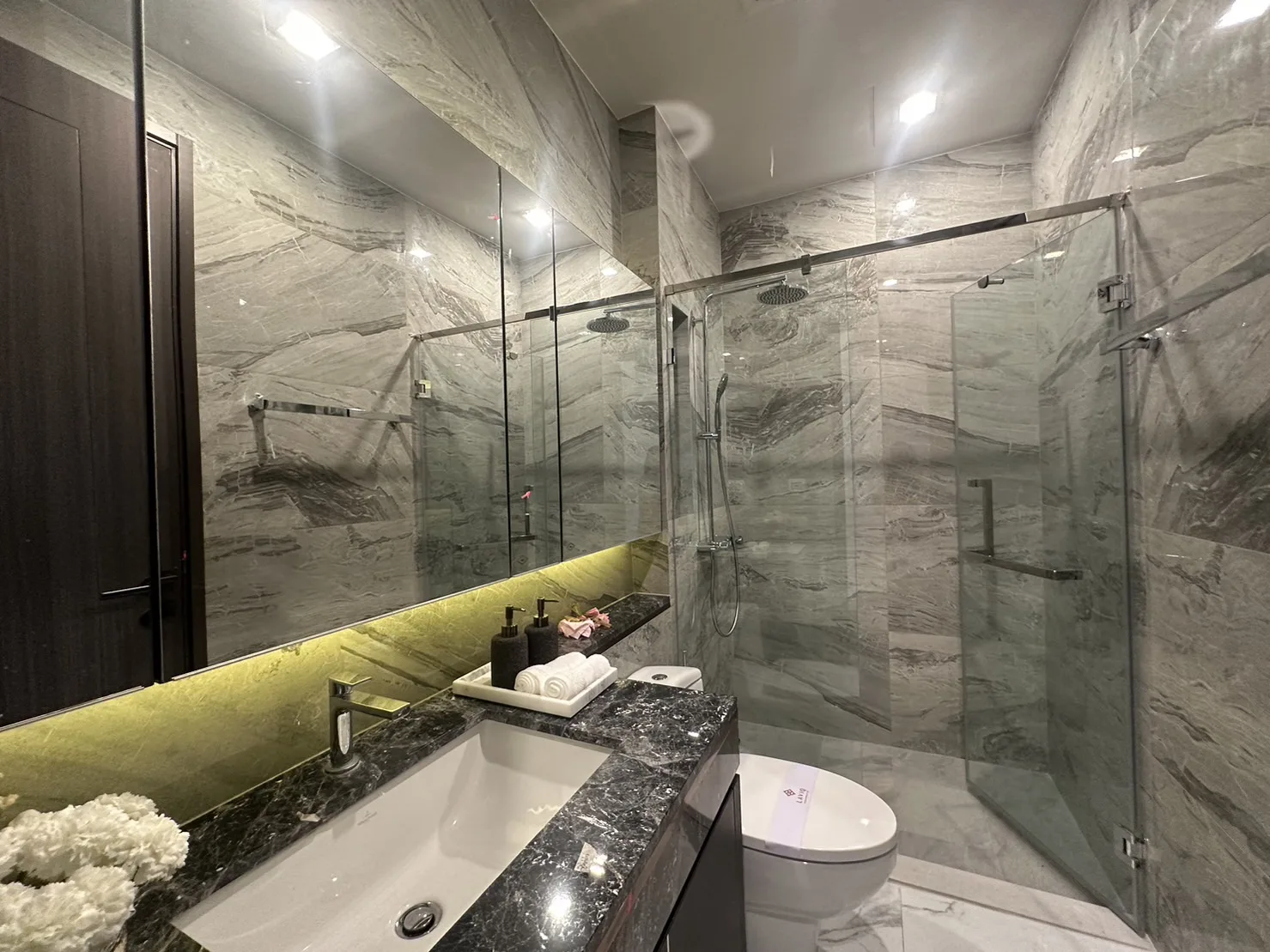 Property photos for Laviq Sukhumvit 57
