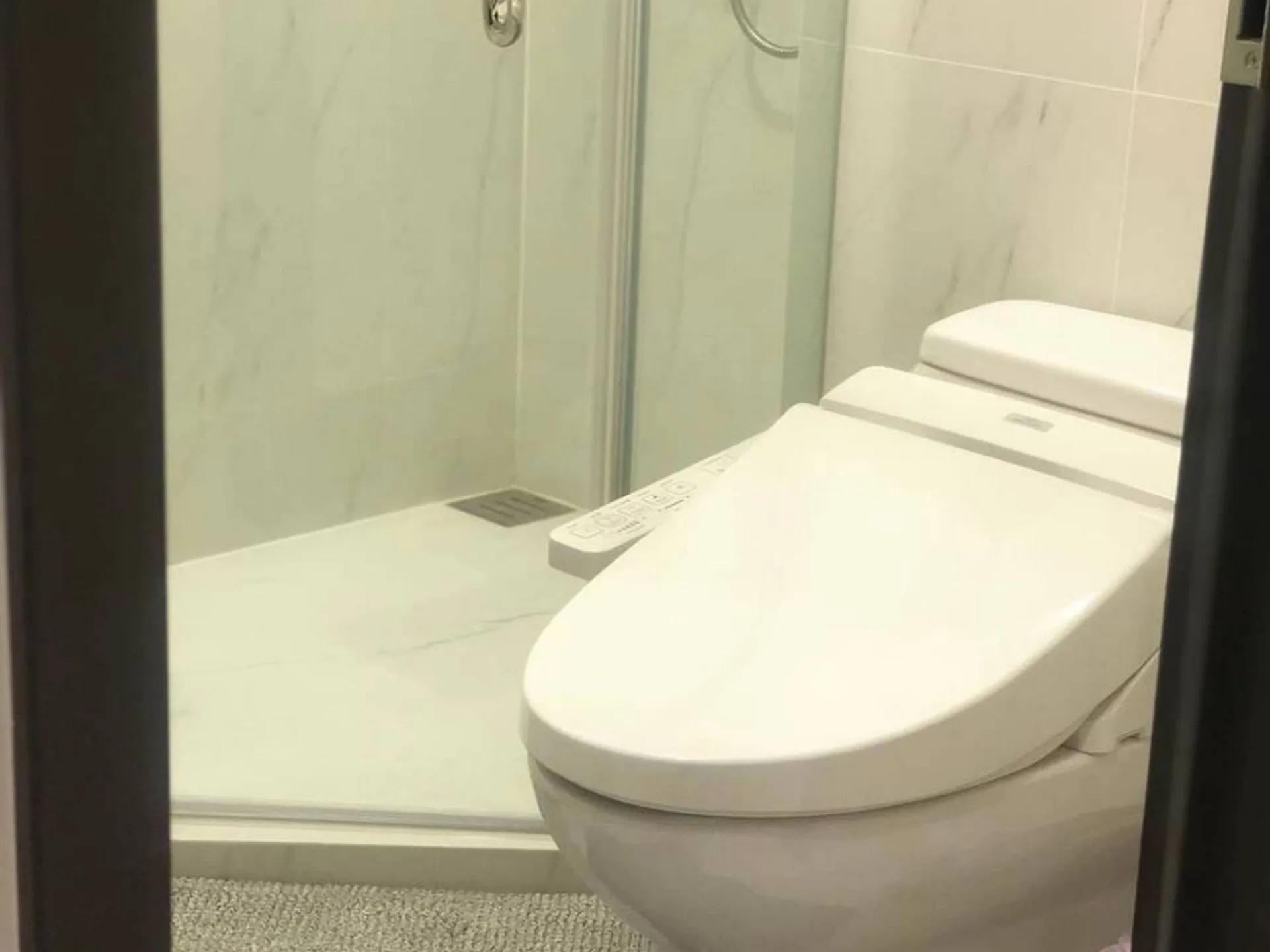 Property photos for Chewathai Residence Asoke