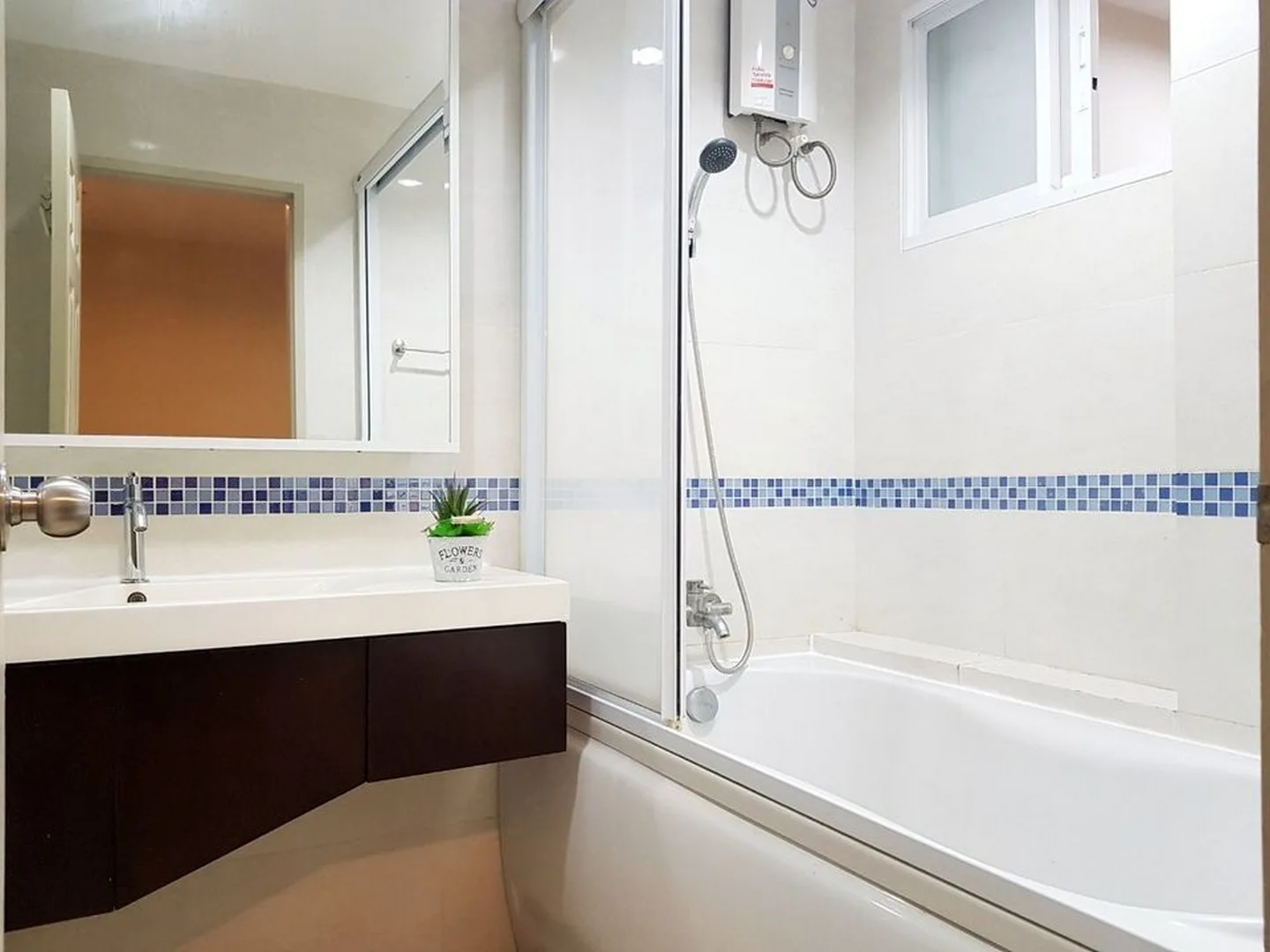 Property photos for Life @ Sathorn 10