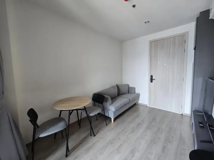 Property photos for Nue District R9