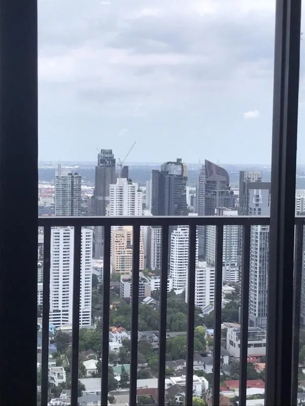 Property photos for Park Origin Thonglor