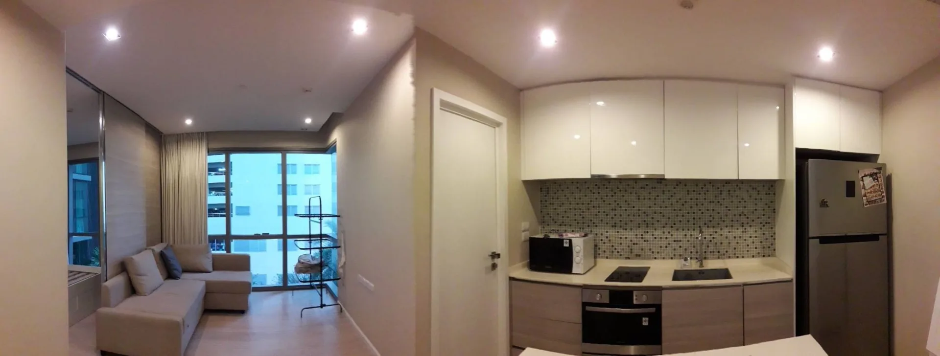 Property photos for The Room Sukhumvit 21