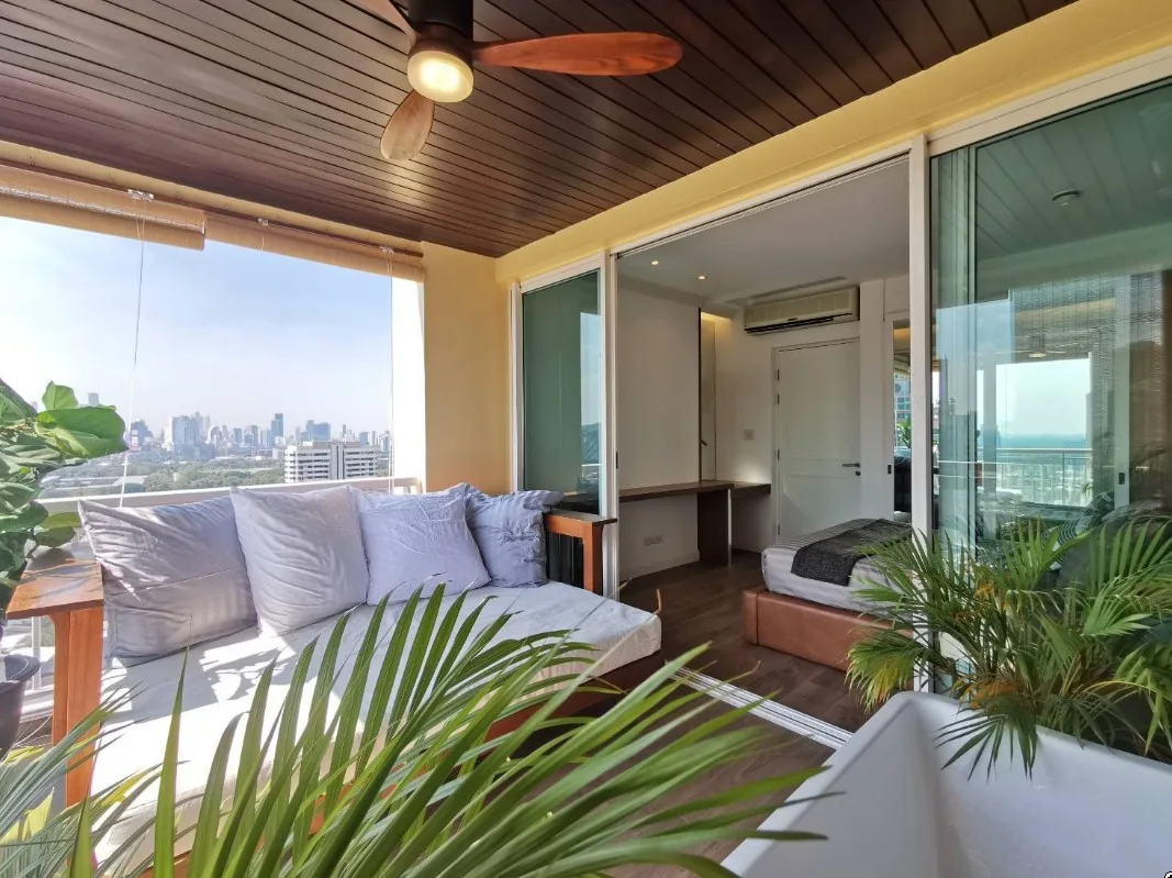 Property photos for Wilshire