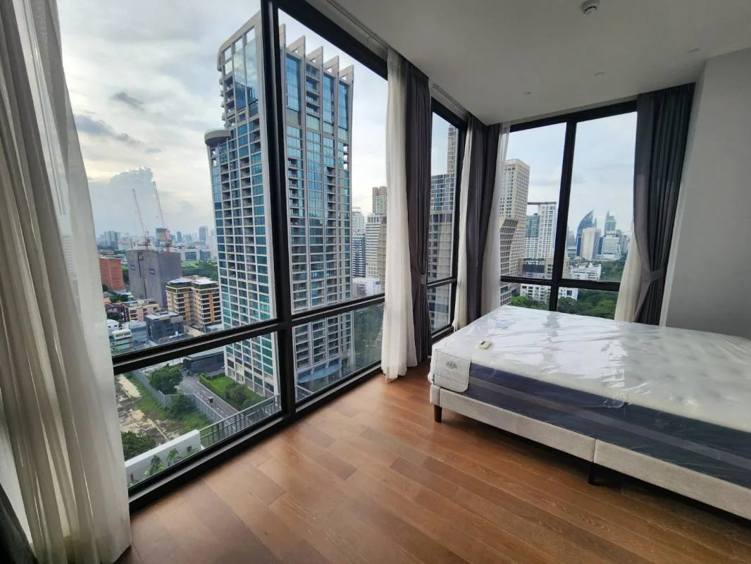 Property photos for Muniq Langsuan