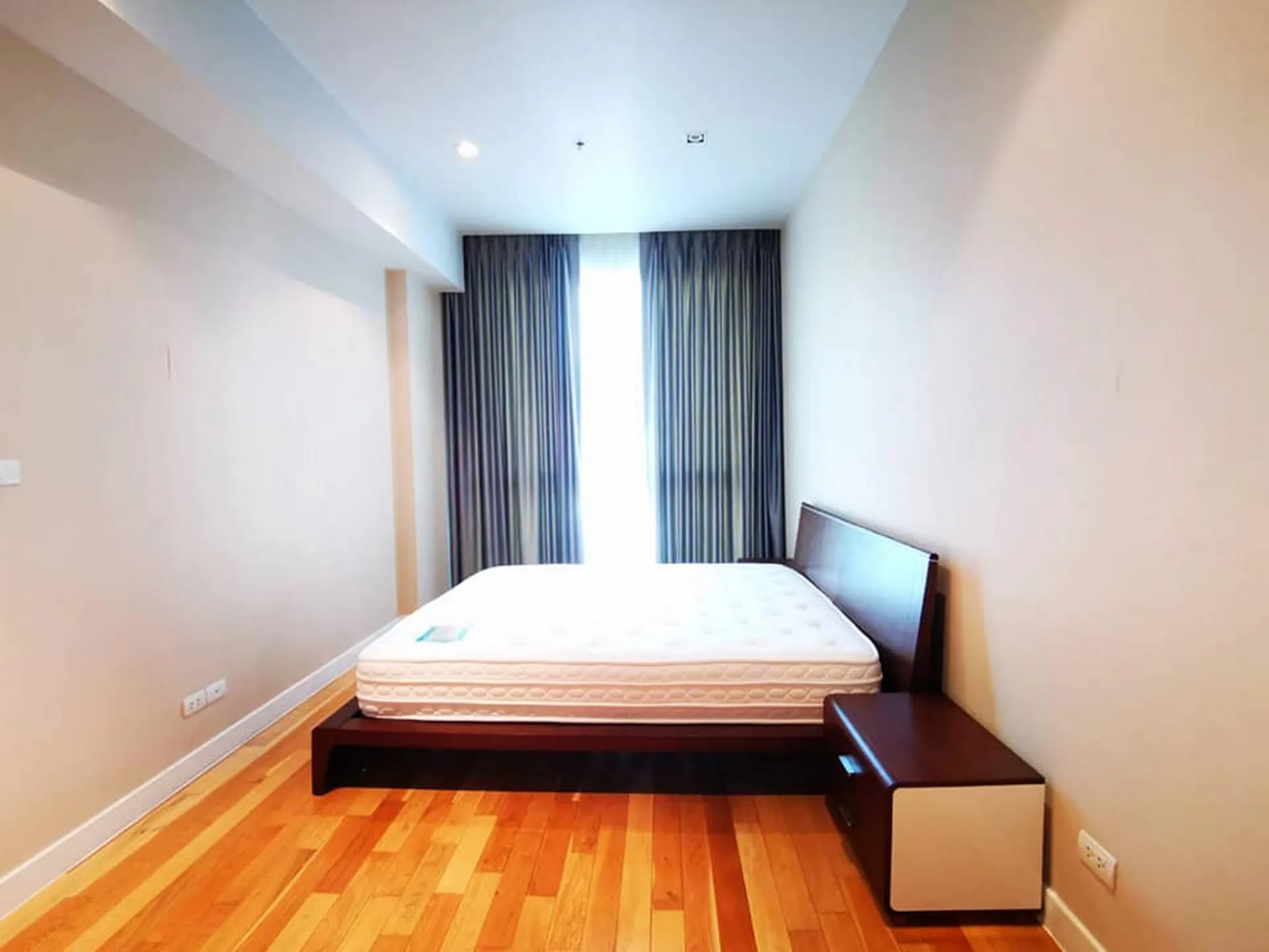 Property photos for Millennium Residence