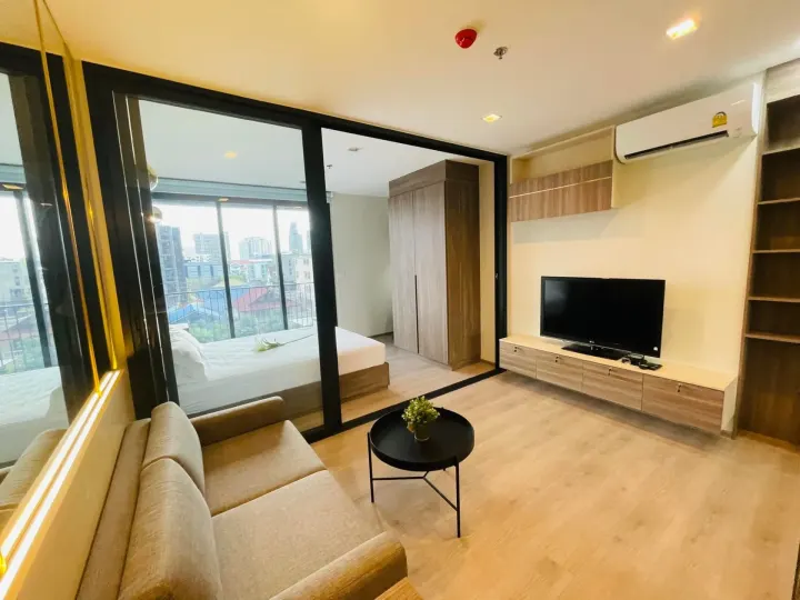 Property photos for THE LINE Phahonyothin Park