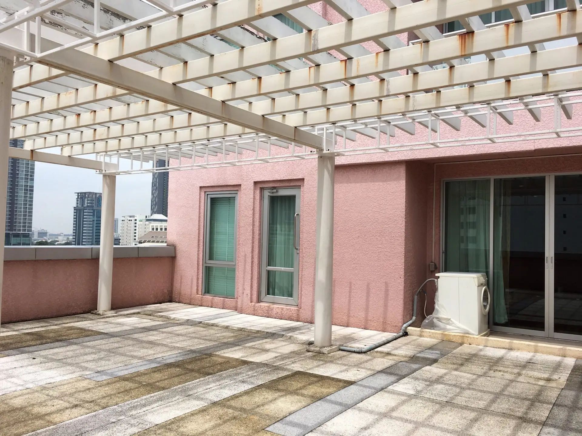 Property photos for Silom Grand Terrace