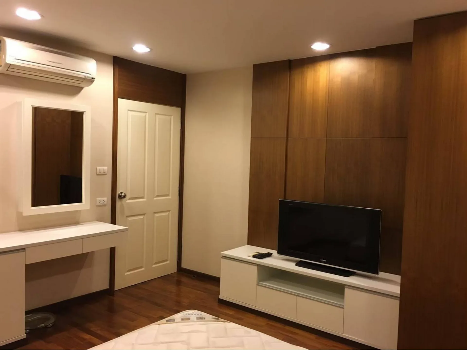 Property photos for The Aree Condominium