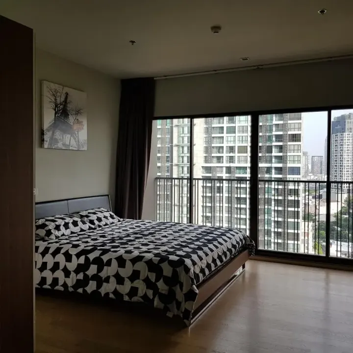 Property photos for Noble Refine