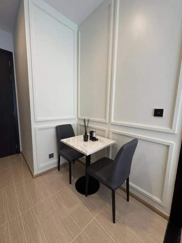 Property photos for Noble Around Ari