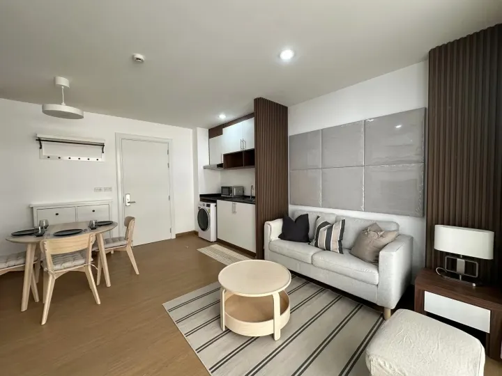 Property photos for 6th Avenue Sukhumvit 15