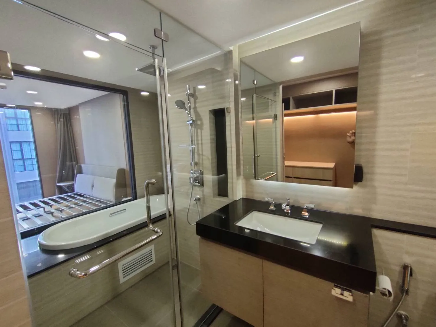 Property photos for Klass Condo Langsuan