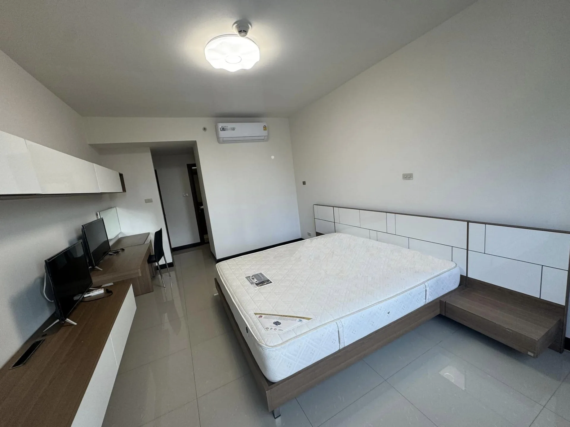 Property photos for All Season Mansion
