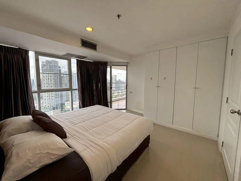 Property photos for The Waterford Diamond