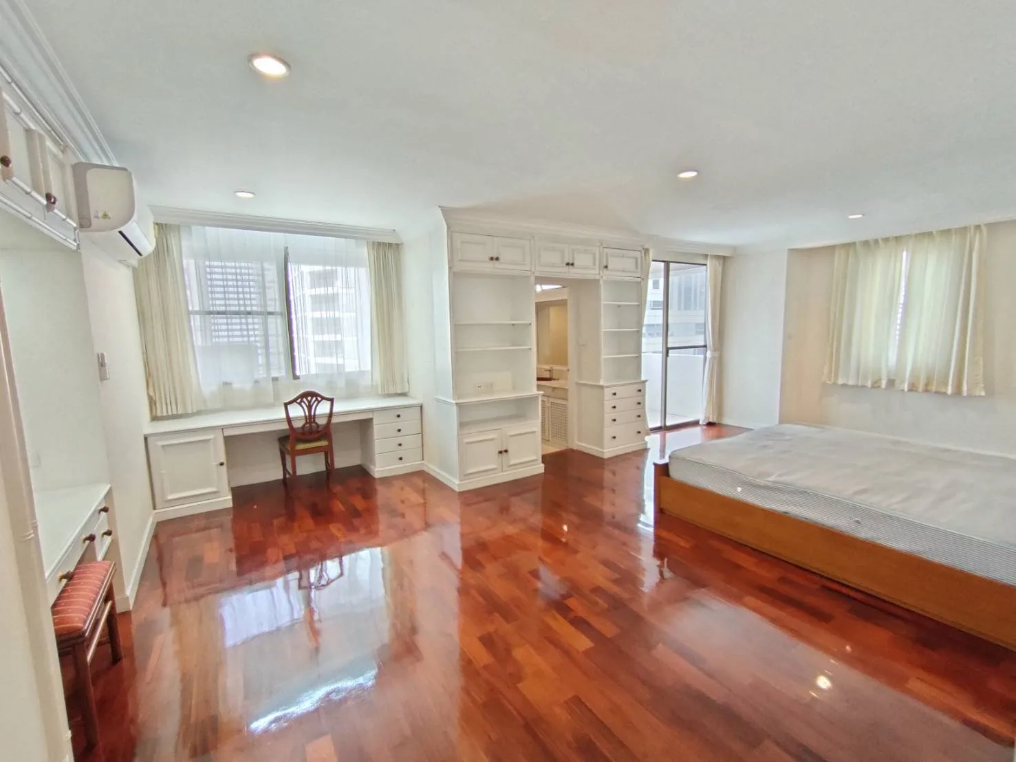 Property photos for Govind Tower