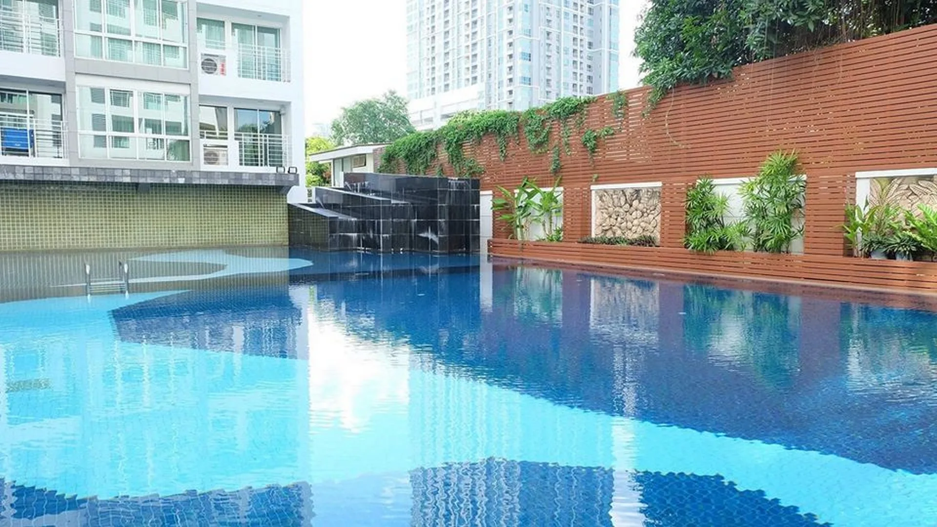 Property photos for Hamony Living Paholythin 11