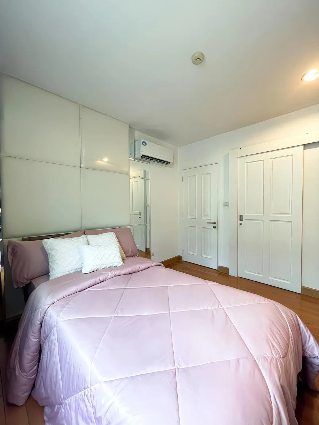 Property photos for The Rise Sukhumvit 39