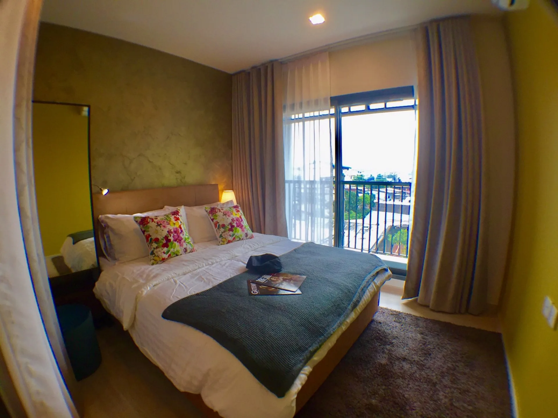 Property photos for Life Sukhumvit 48