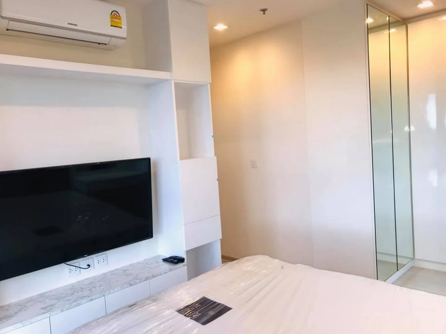 Property photos for Life Sukhumvit 48