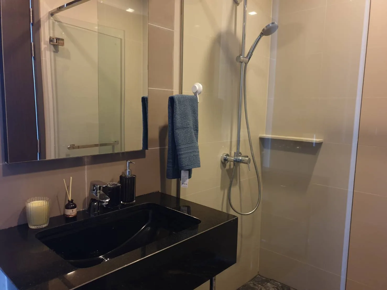 Property photos for Edge Sukhumvit 23