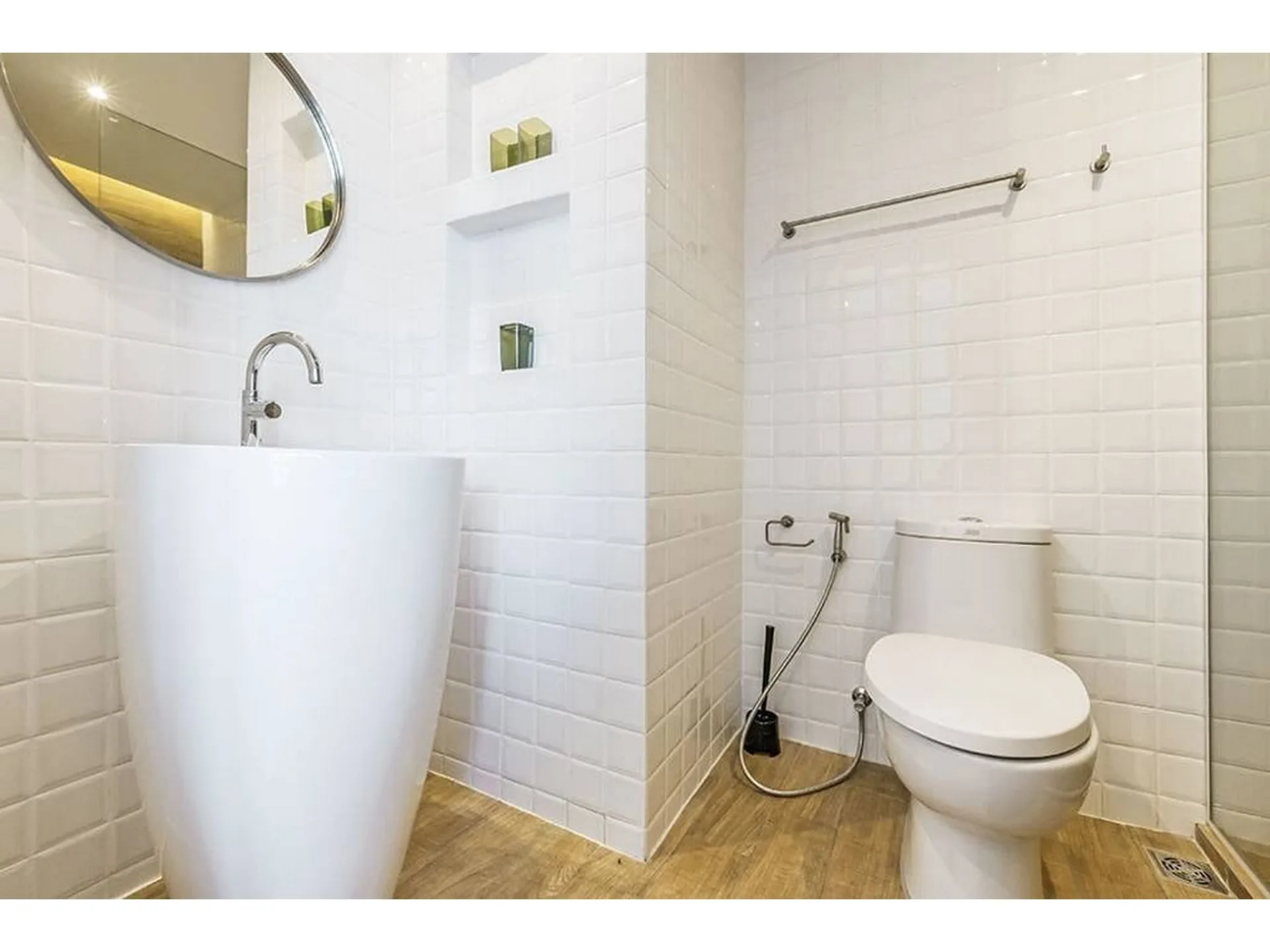 Property photos for Pathumwan Resort