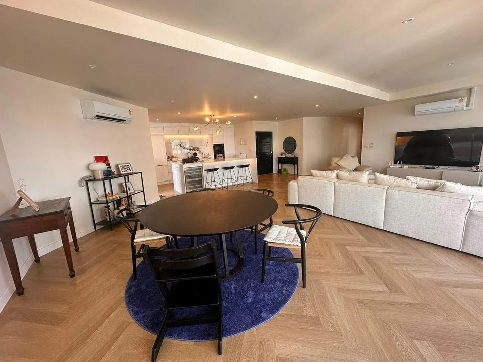 Property photos for Mano Tower
