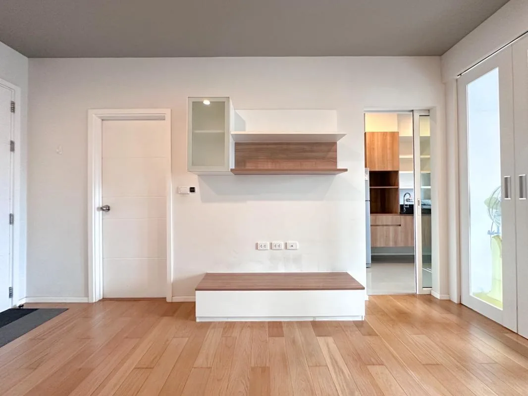 Property photos for Blocs 77