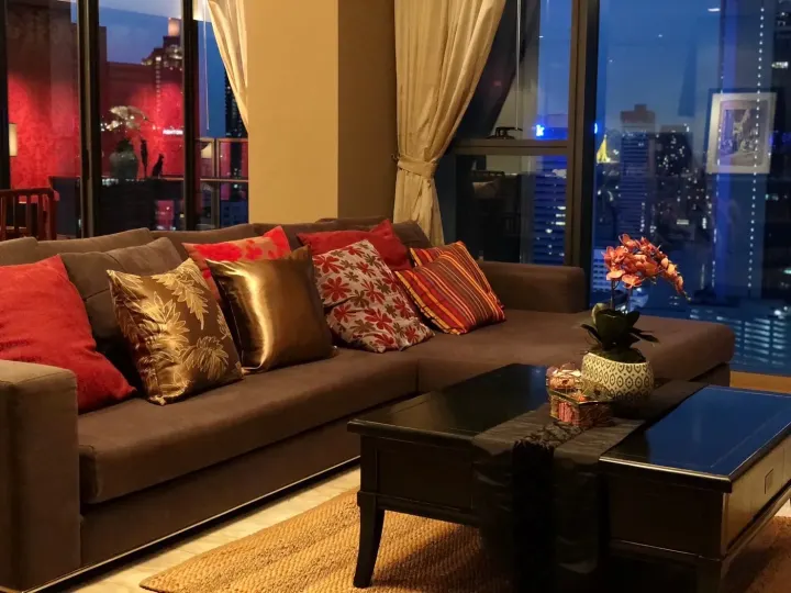 Property photos for The Met