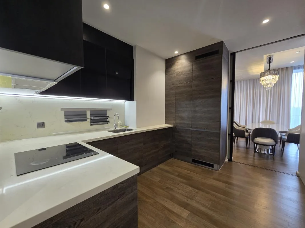 Property photos for Muniq Langsuan
