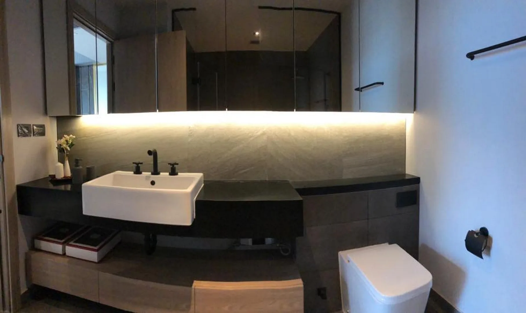 Property photos for The Lofts Asoke