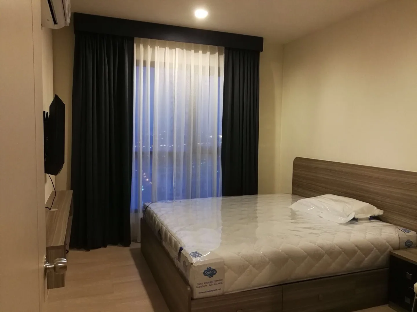 Property photos for Life Sukhumvit 48