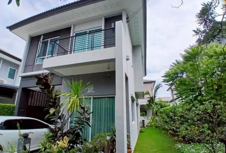 Property photos for The Centro Watcharapol