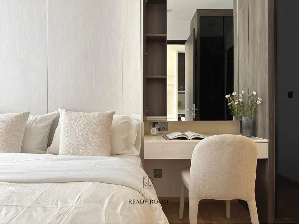 Property photos for Noble Around Ari
