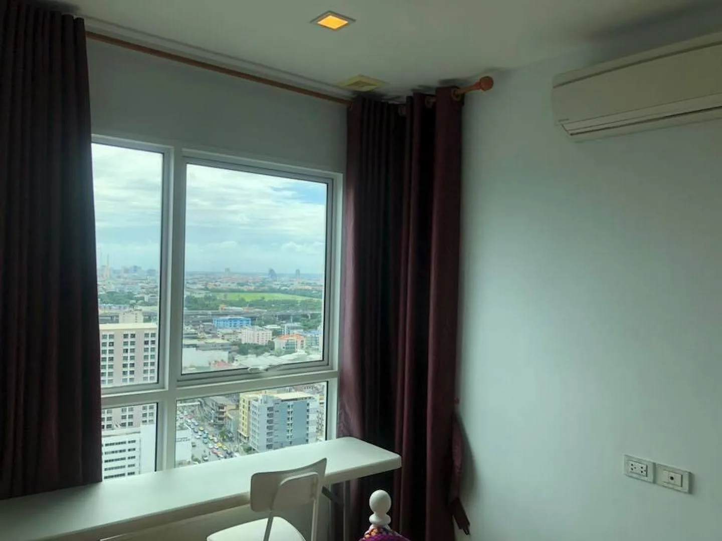 Property photos for Condolette Ize Ratchathewi