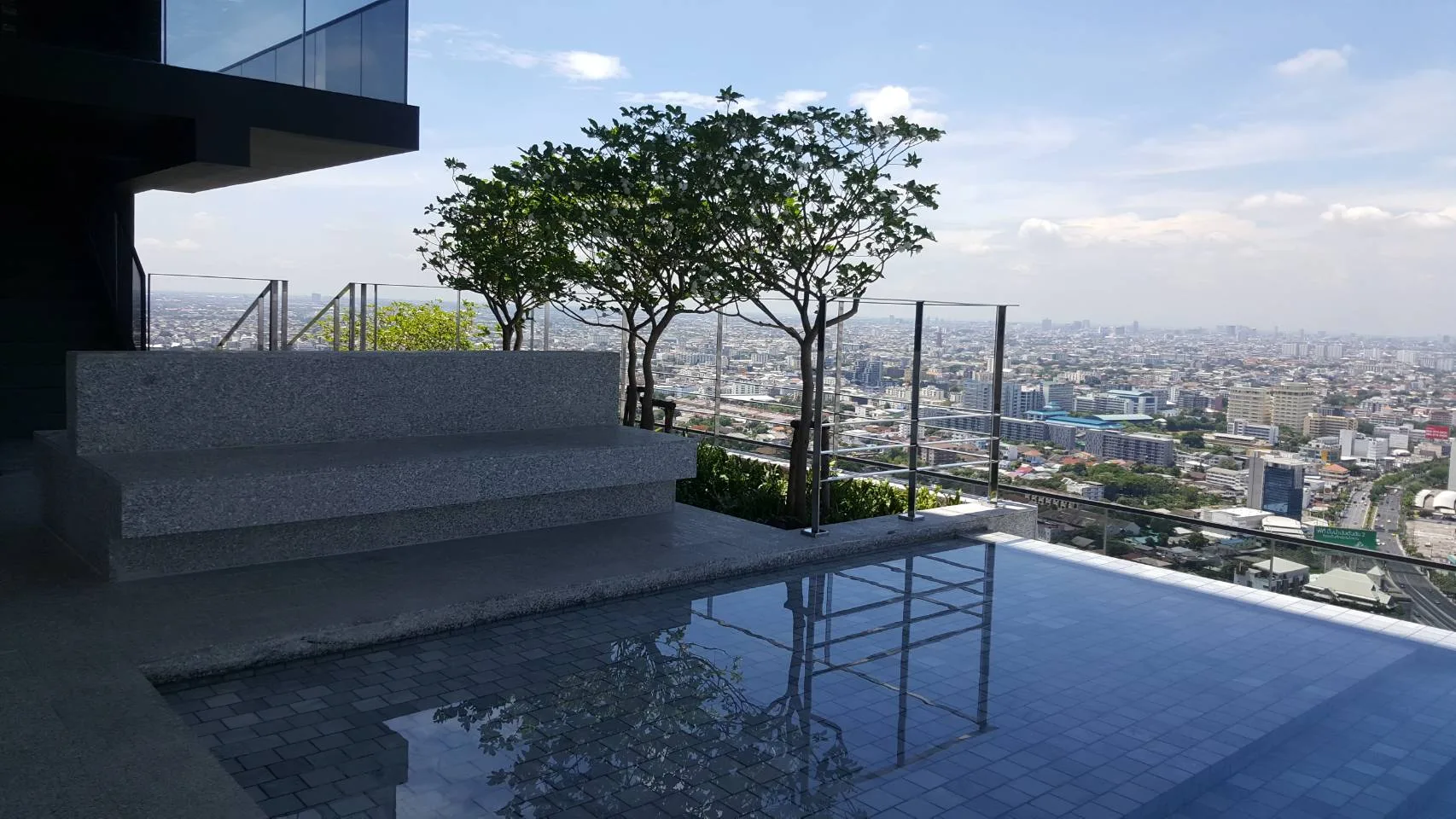 Property photos for Mazarine Ratchayothin