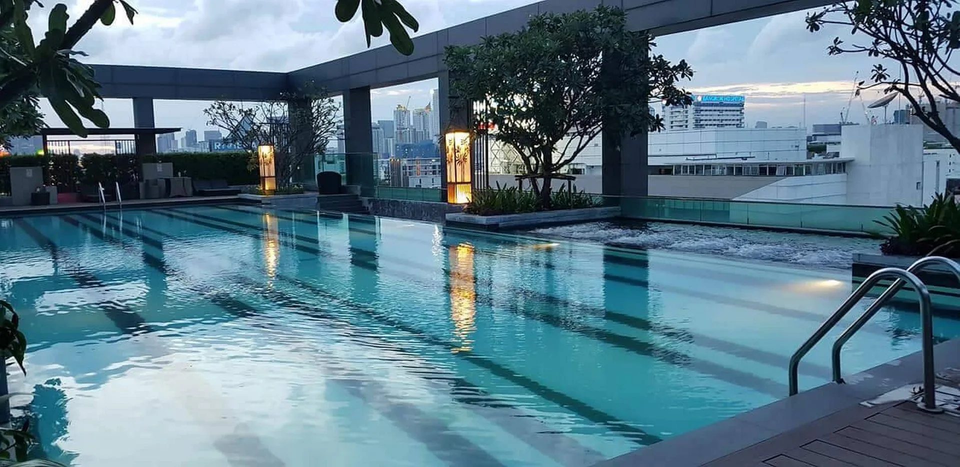 Property photos for Thru Thonglor