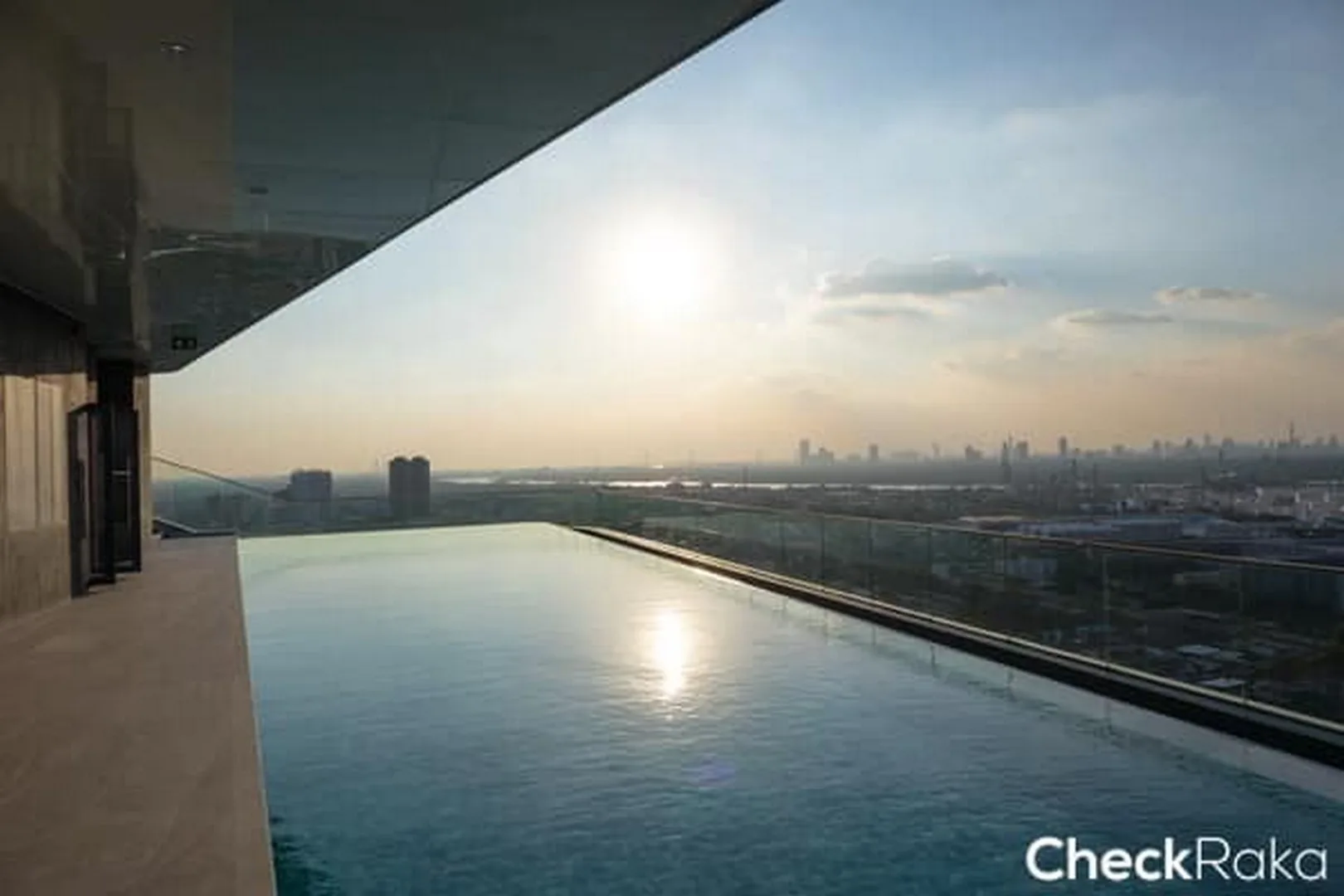 Property photos for IDEO Mobi Sukhumvit 66